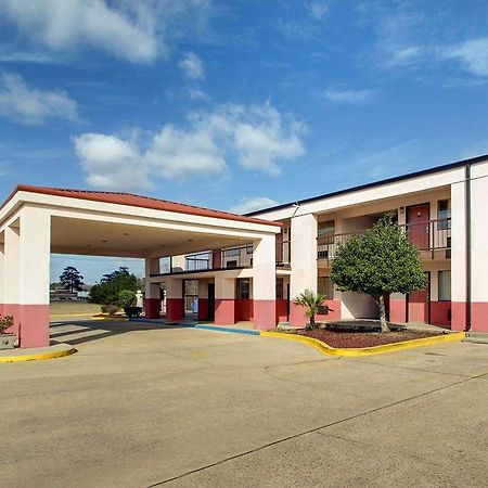 Econo Lodge Inn & Suites Forest Zewnętrze zdjęcie